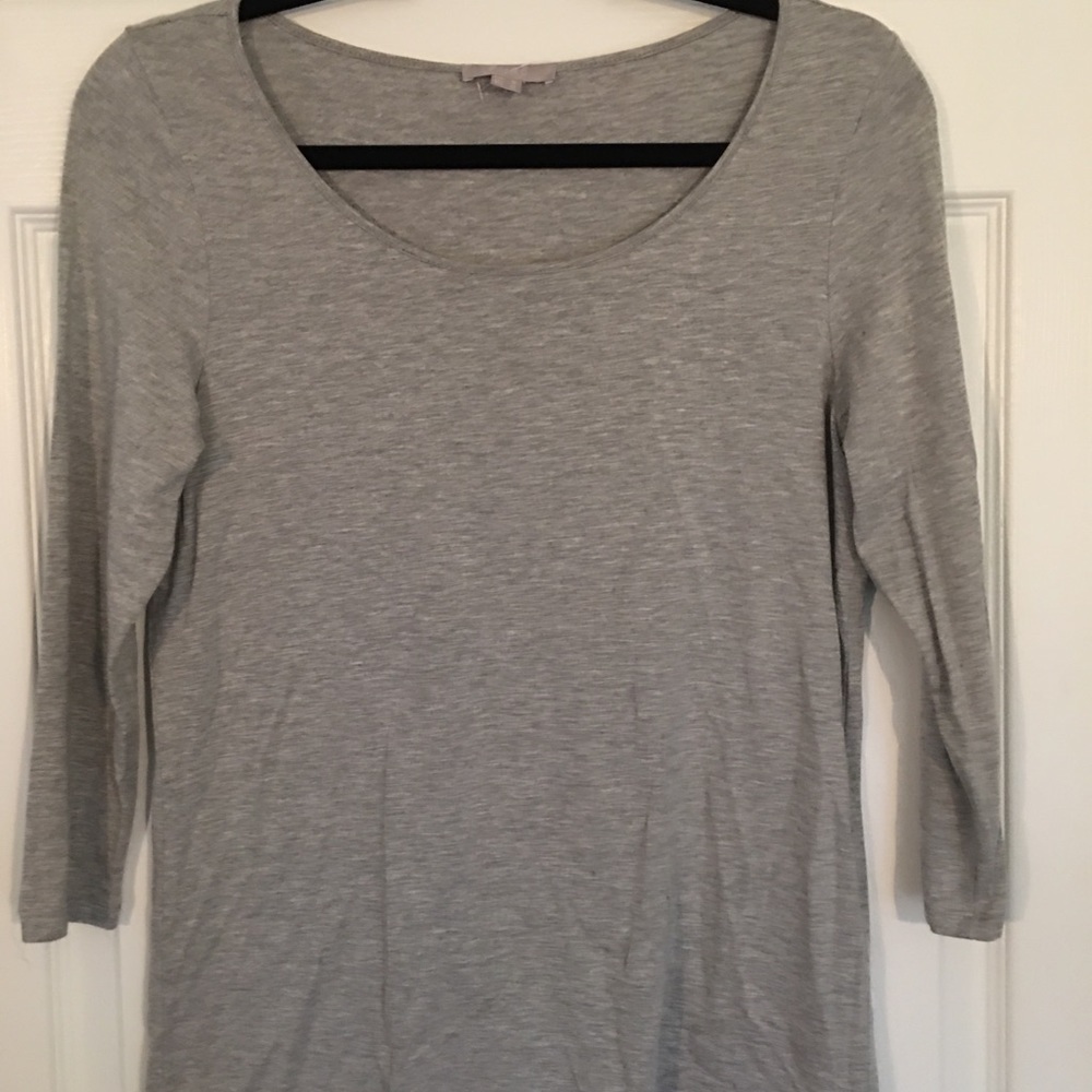 Women’s Gray Shirt